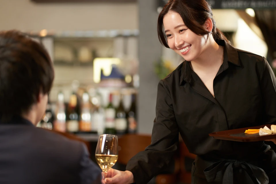 店員とお客のコミュニケーションの様子