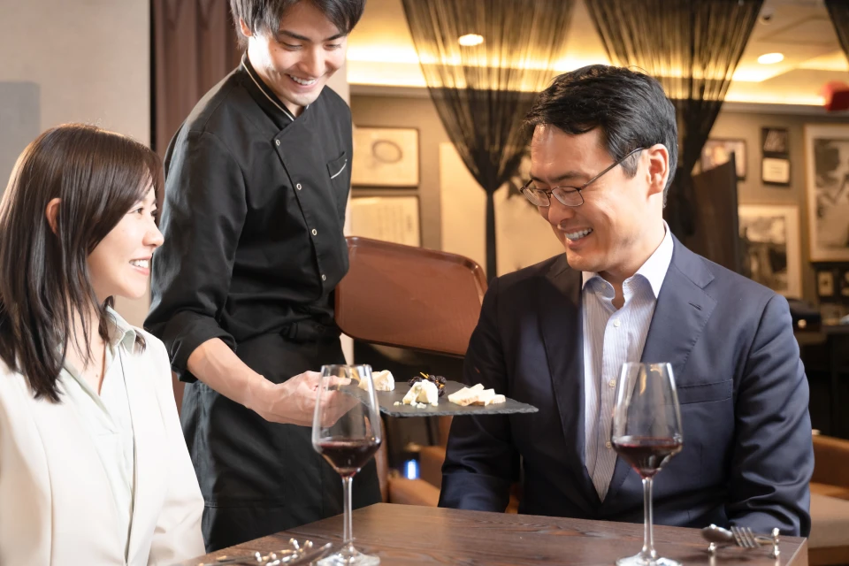 店員とお客のコミュニケーションの様子